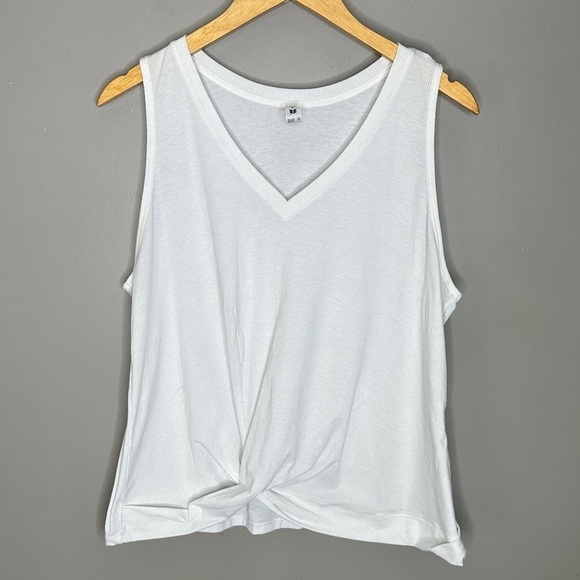 All in motion knot front tank top - Picture 1 of 6